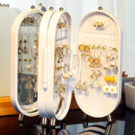 White 4-Layer Retractable Screen-Style Jewelry Display Stand With Mirror Zone - Dust-Proof Necklace & Earring Organizer Case for Vanity - Image 5